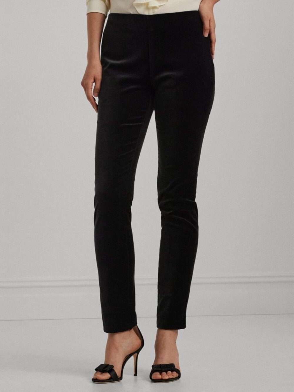 Lauren Ralph Lauren Stretch Velvet Skinny Ankle Pants Black Size 2P MSRP $145